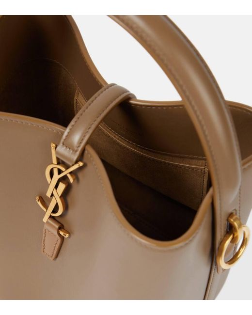 Bolso Saco Le 37 Small De Piel Saint Laurent de color Brown