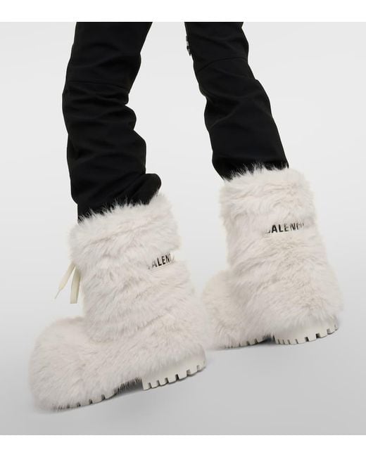 Balenciaga Alaska Snow Boots in White | Lyst display picture 3
