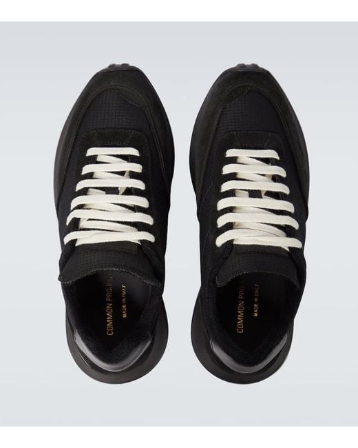 Sneakers Track Classic in suede di Common Projects in Black da Uomo