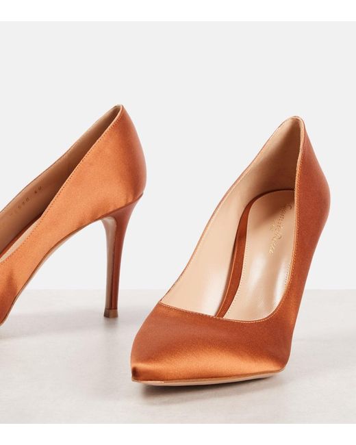 Gianvito Rossi Brown Pumps Gianvito 85 Aus Satin