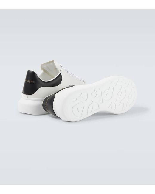 Sneakers Oversized di Alexander McQueen in White da Uomo