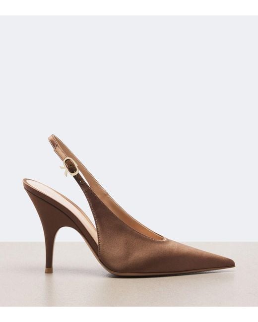 Pumps Slingback Sofia di Gianvito Rossi in Brown