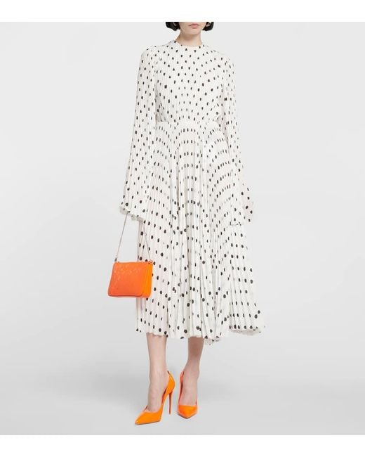 Escarpins Kate 100 En Cuir Verni Christian Louboutin en coloris Orange