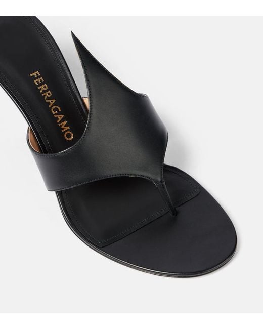 Ferragamo Black Sandalen Lyrai Aus Leder