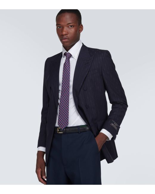 Gucci store suit pin