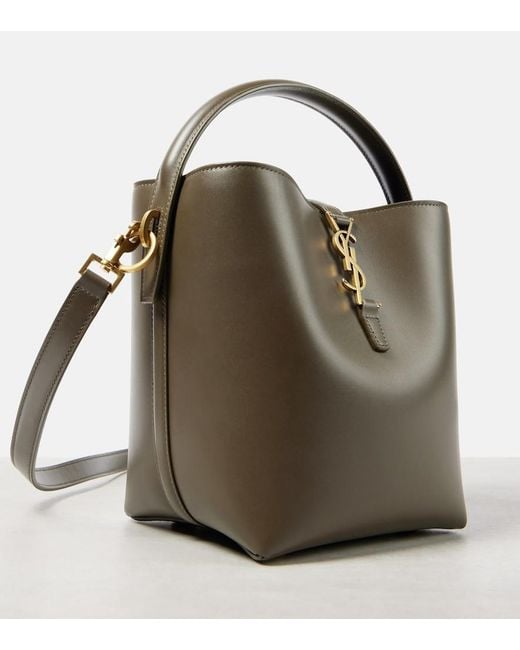 Bolso Saco Le 37 De Piel Saint Laurent de color Green