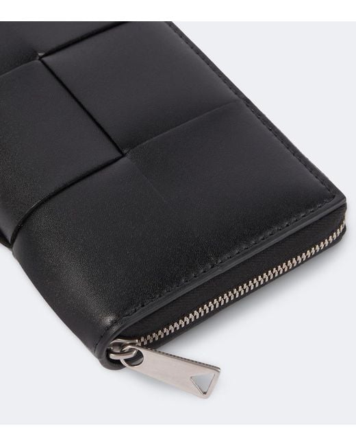 Bottega Veneta Black Leather Intrecciato Wallet for men