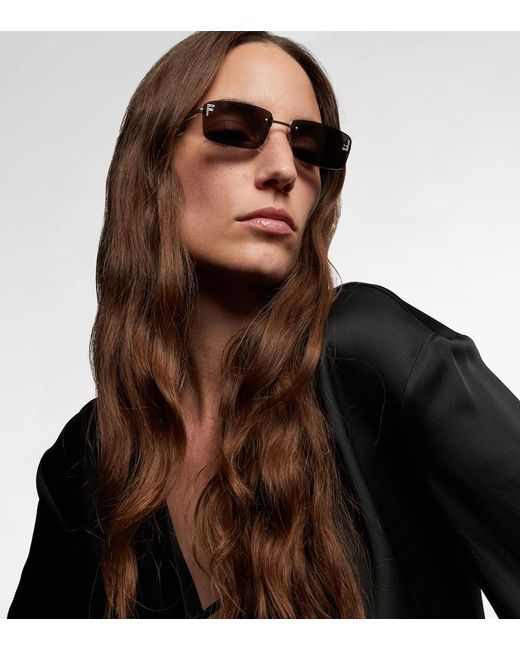 Fendi Gray Eckige Sonnenbrille First Crystal