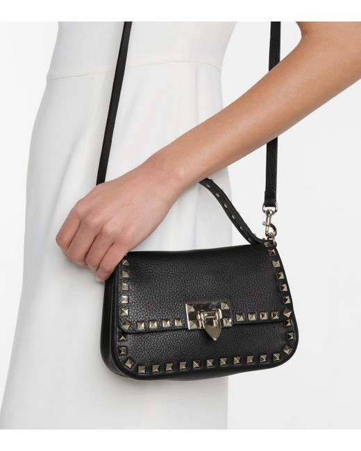 valentino garavani rockstud leather shoulder bag