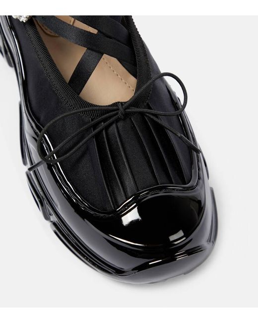 Zapatos planos de saten con cristales Simone Rocha de color Black