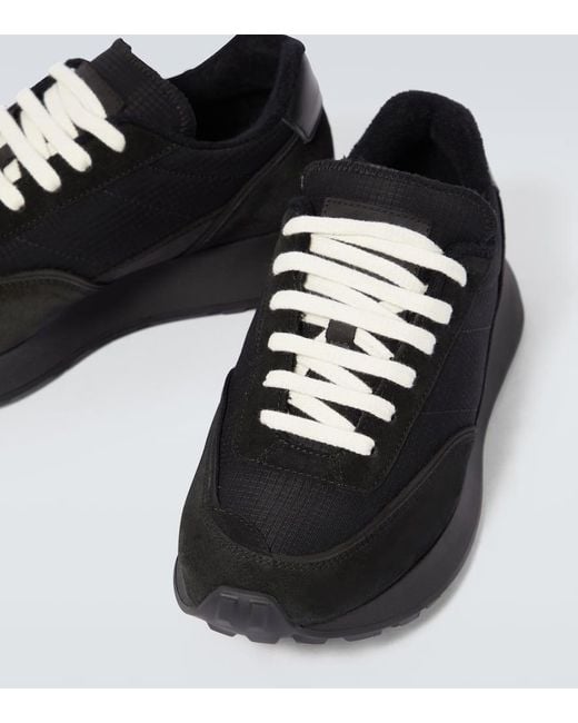 Sneakers Track Classic in suede di Common Projects in Black da Uomo