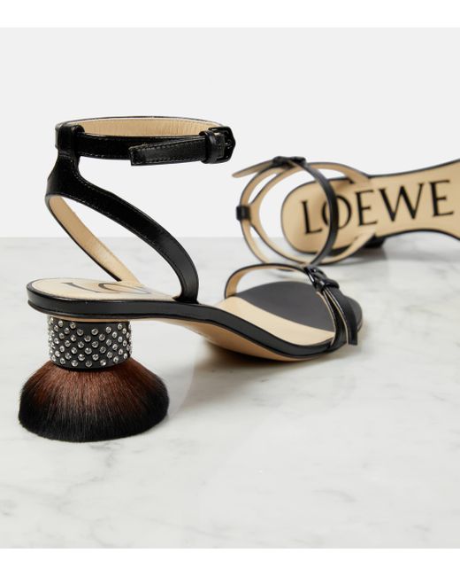 Sandales Petal en cuir Loewe en coloris Black