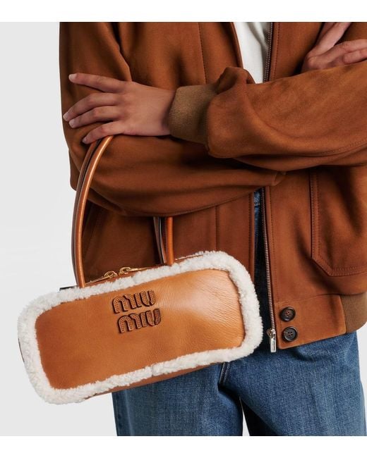 Bolso Arcadie Medium De Piel Miu Miu de color Brown