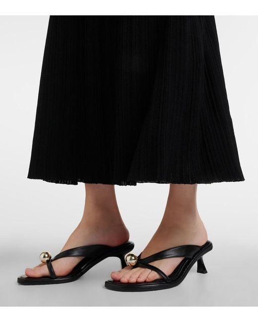 Souliers Martinez Black Estela Leather Thong Sandals