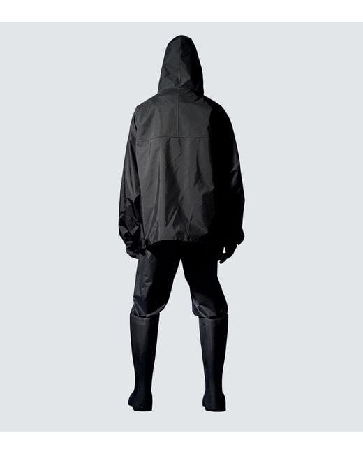 YEEZY GAP ENGINEERED BY BALENCIAGA T-cut Parka in Black for YEEZY GAP ENGINEERED BY BALENCIAGA T-cut Parka in Black for