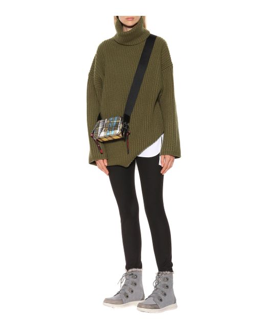 sorel joan explorer quarry