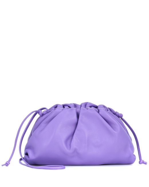 Clutch The Pouch de piel Bottega Veneta de color Purple
