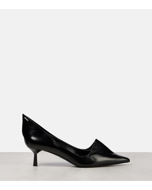 Salones De Piel Prada de color Black