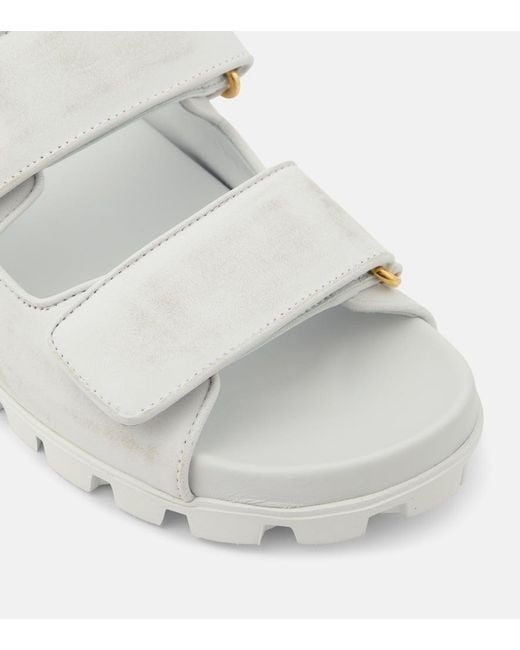 Miu Miu White Sandalen aus Leder