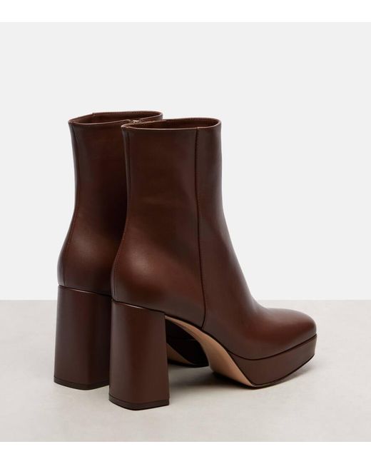 Gianvito Rossi Brown Daisen 95 Leather Platform Ankle Boots