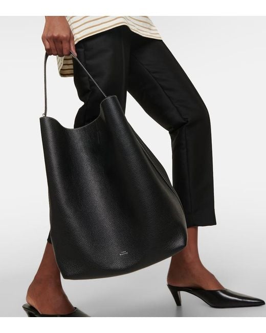 Black Tot me Tote bags for Women Lyst