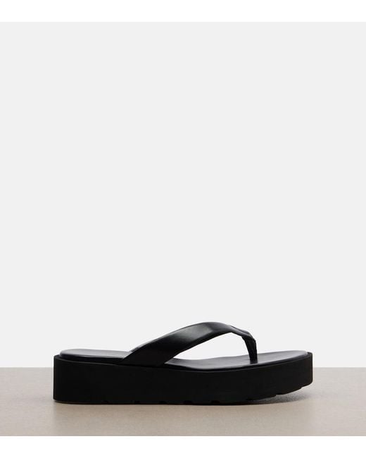 Gianvito Rossi Black Leather Platform Thong Sandals