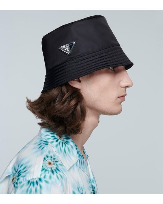 Bob avec languette logo Synthétique Prada pour homme en coloris Noir | Lyst