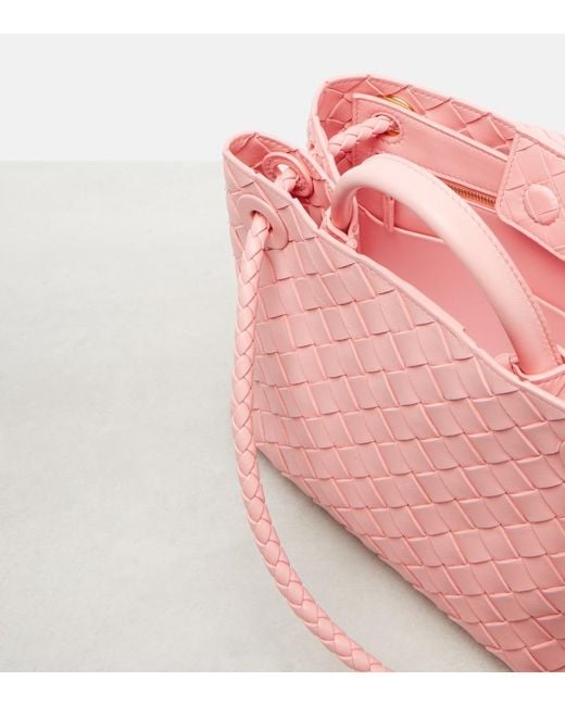 Bottega Veneta Pink Henkeltasche Andiamo Small Aus Leder