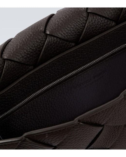 Bottega Veneta Crossbody Bag Diago Large Aus Leder in Black für Herren
