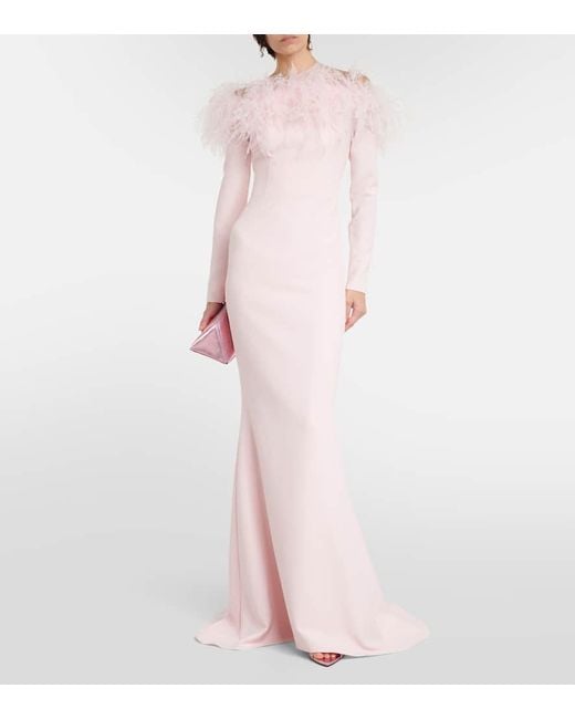Vestido de fiesta con plumas Safiyaa de color Pink