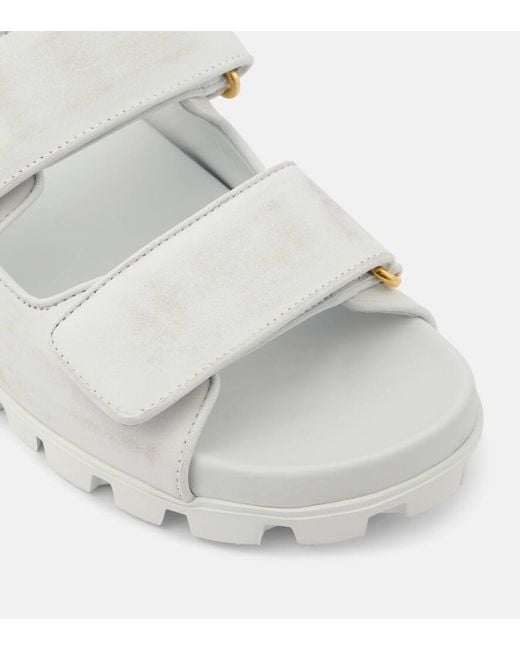 Sandalias De Piel Efecto Desgastado Miu Miu de color White