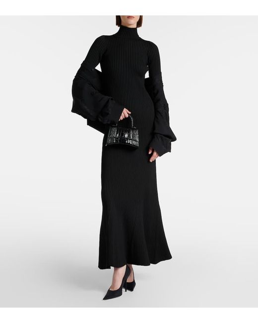 Vestido largo de mezcla de seda Balenciaga de color Black