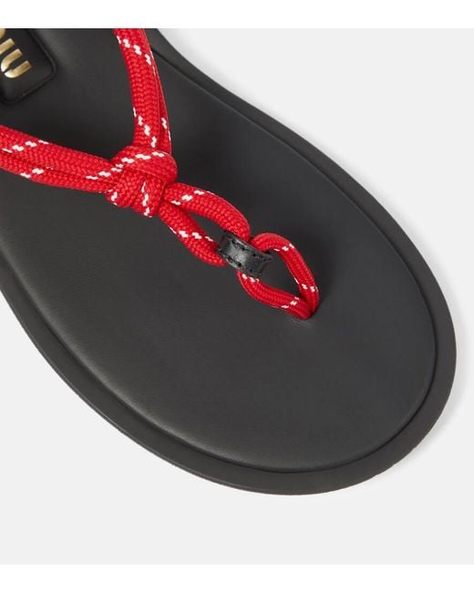 Sandali Infradito Riviere Con Pelle di Miu Miu in Red