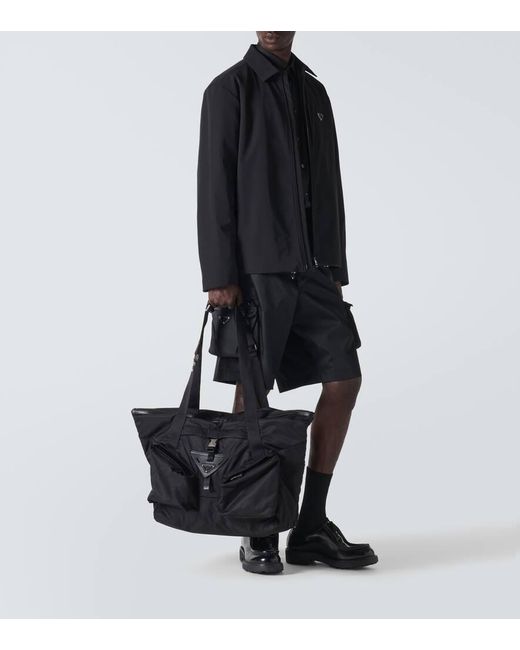 Prada Weekender aus Re-Nylon mit Leder in Black für Herren