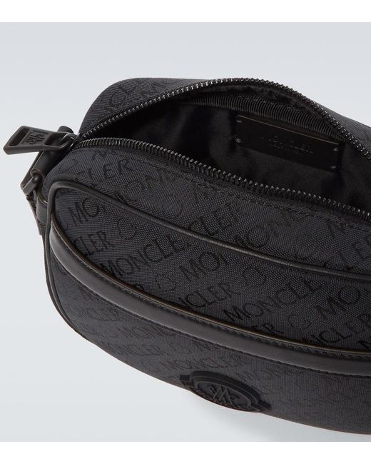 Moncler Messenger Bag in Black für Herren