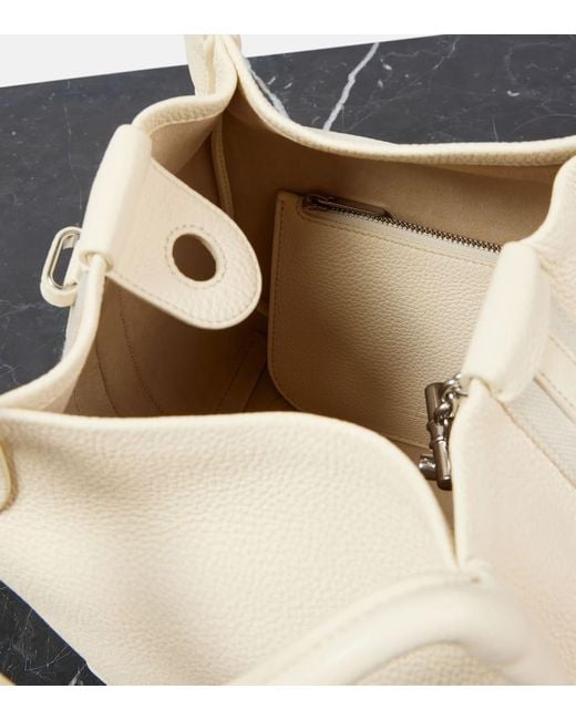Loro Piana Natural Schultertasche Bale Small Aus Leder
