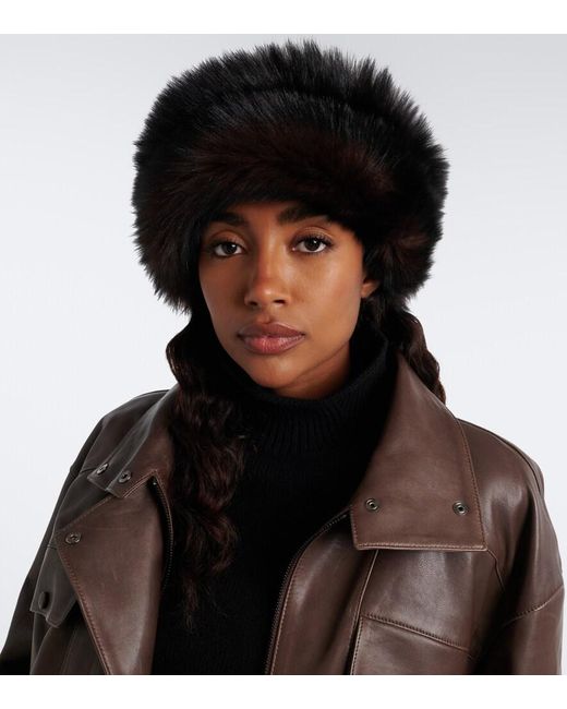 Cappello Dallen di Nour Hammour in Black