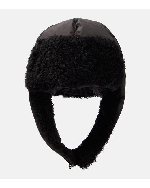 Cappello imbottito con shearling di Yves Salomon in Black