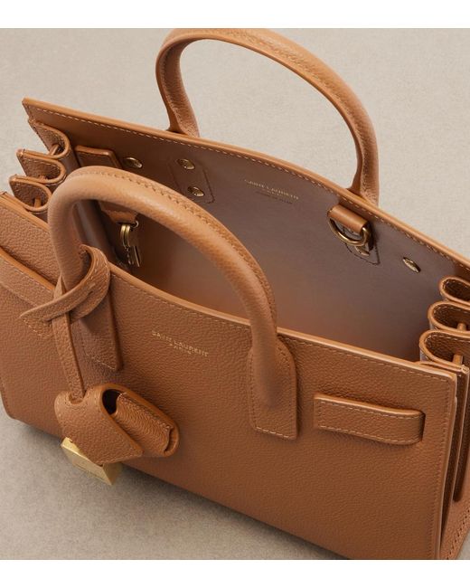 Sac De Jour Nano En Cuir Saint Laurent en coloris Brown