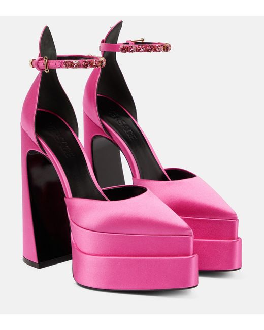 Versace Aevitas Pointy Satin Platform Pumps in Pink | Lyst