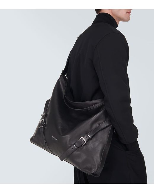 Borsa a spalla Voyou Large in pelle di Givenchy in Black da Uomo