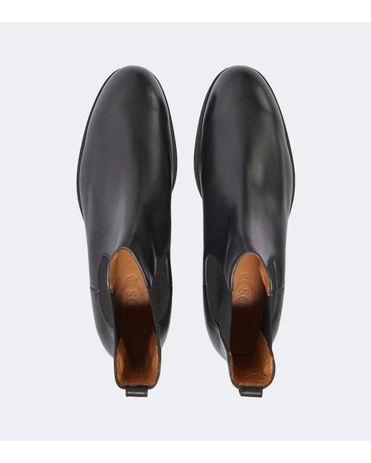 Tod's Black Leather Chelsea Boots for men