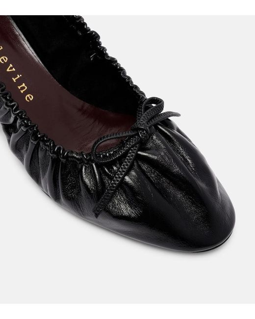 Herbert Levine Black Pumps Gather Around Aus Leder