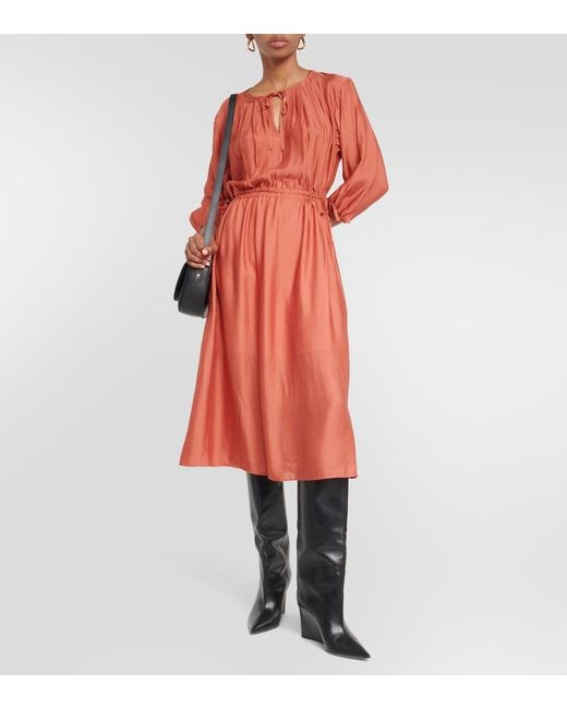Robe Midi Eve A.P.C. en coloris Red