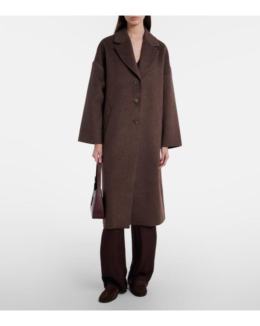 Velvet Brown Mantel Lafayette Aus Einem Wollgemisch