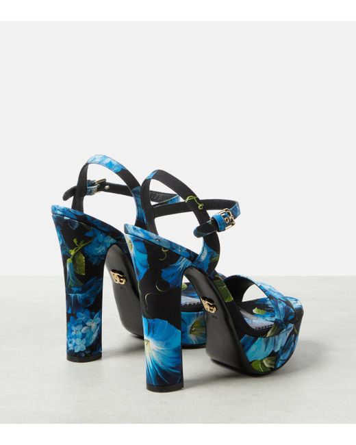 Sandales a plateau en satin a fleurs Dolce & Gabbana en coloris Blue