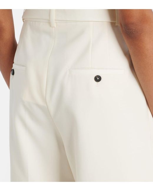 Bermudas De Lana Virgen Con Cinturon Rohe de color White