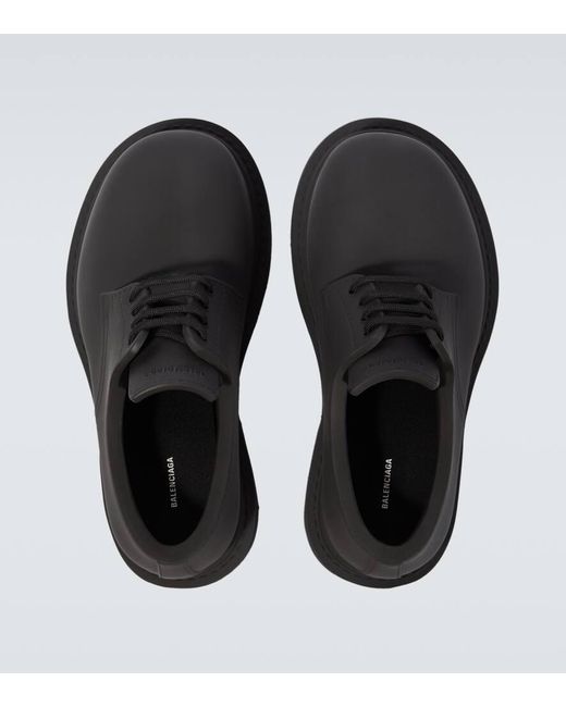 Stringate Steroid di Balenciaga in Black da Uomo