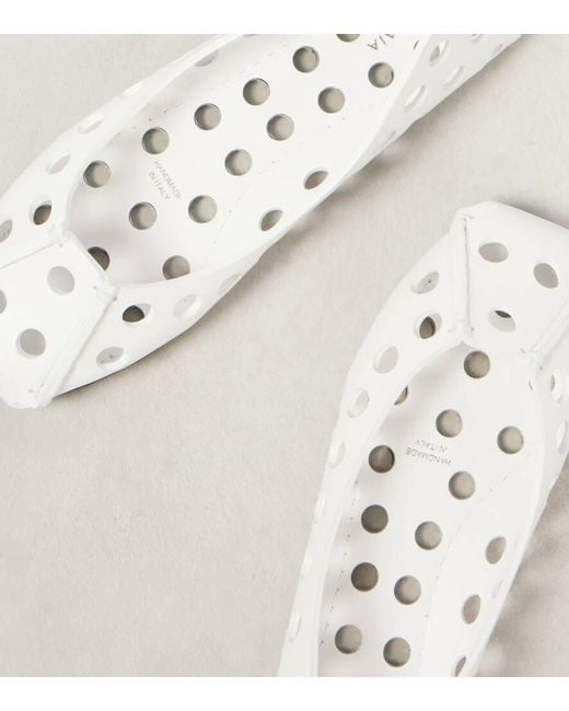 Alaïa White Flache Schuhe Aus Perforiertem Leder