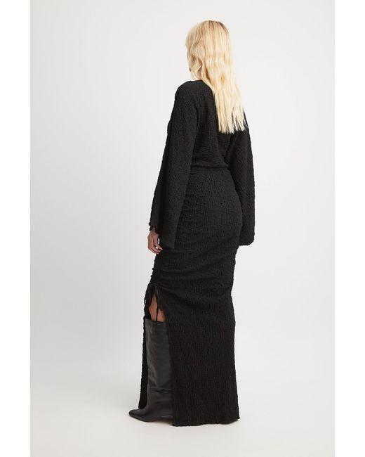 NA-KD Trend Gestructureerde Maxi-jurk Met Trekkoord in het Black